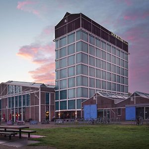 DoubleTree by Hilton Amsterdam - NDSM Wharf